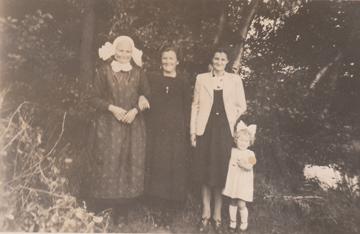 Vier generaties in Giethoorn Vier generaties in Giethoorn